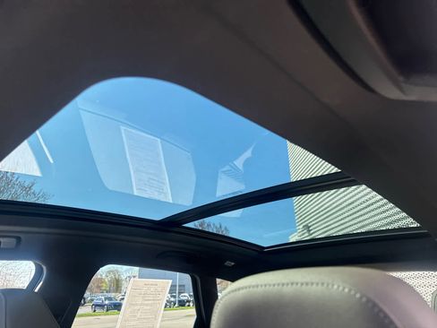 Certified 2025 Audi Q5 Premium w/ Convenience Package AWD/4WD image 9