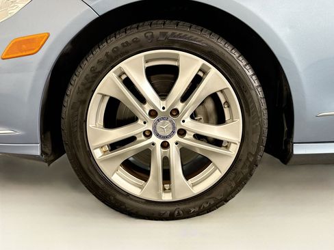 Used 2011 Mercedes-Benz E 350 Sedan image 11