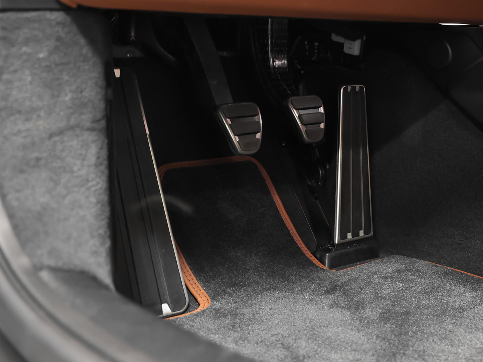 Certified 2026 Porsche 911 GT3 RWD image 41
