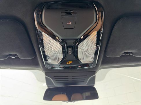 Used 2024 BMW X7 xDrive40i w/ M Sport Package image 12