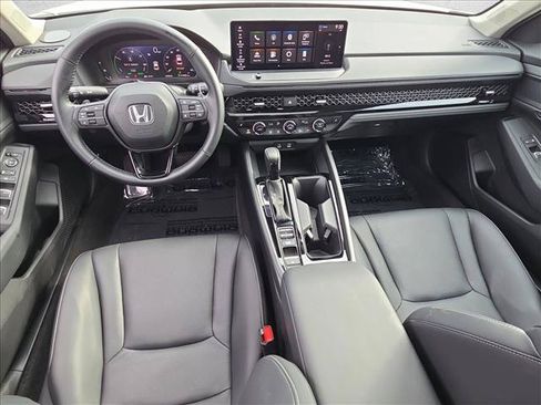 Used 2023 Honda Accord EX-L image 18