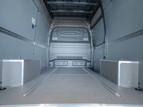 New 2025 Mercedes-Benz Sprinter 2500 image 33