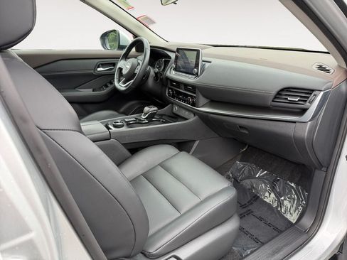 Used 2023 Nissan Rogue SV w/ SV Premium B Package AWD/4WD image 26
