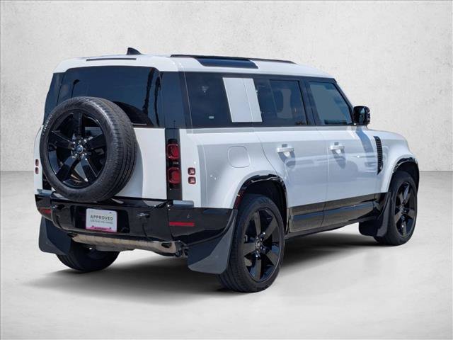 Used 2025 Land Rover Defender 110 X-Dynamic SE AWD/4WD image 5