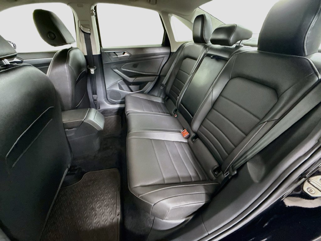 Used 2022 Volkswagen Jetta SE FWD image 23