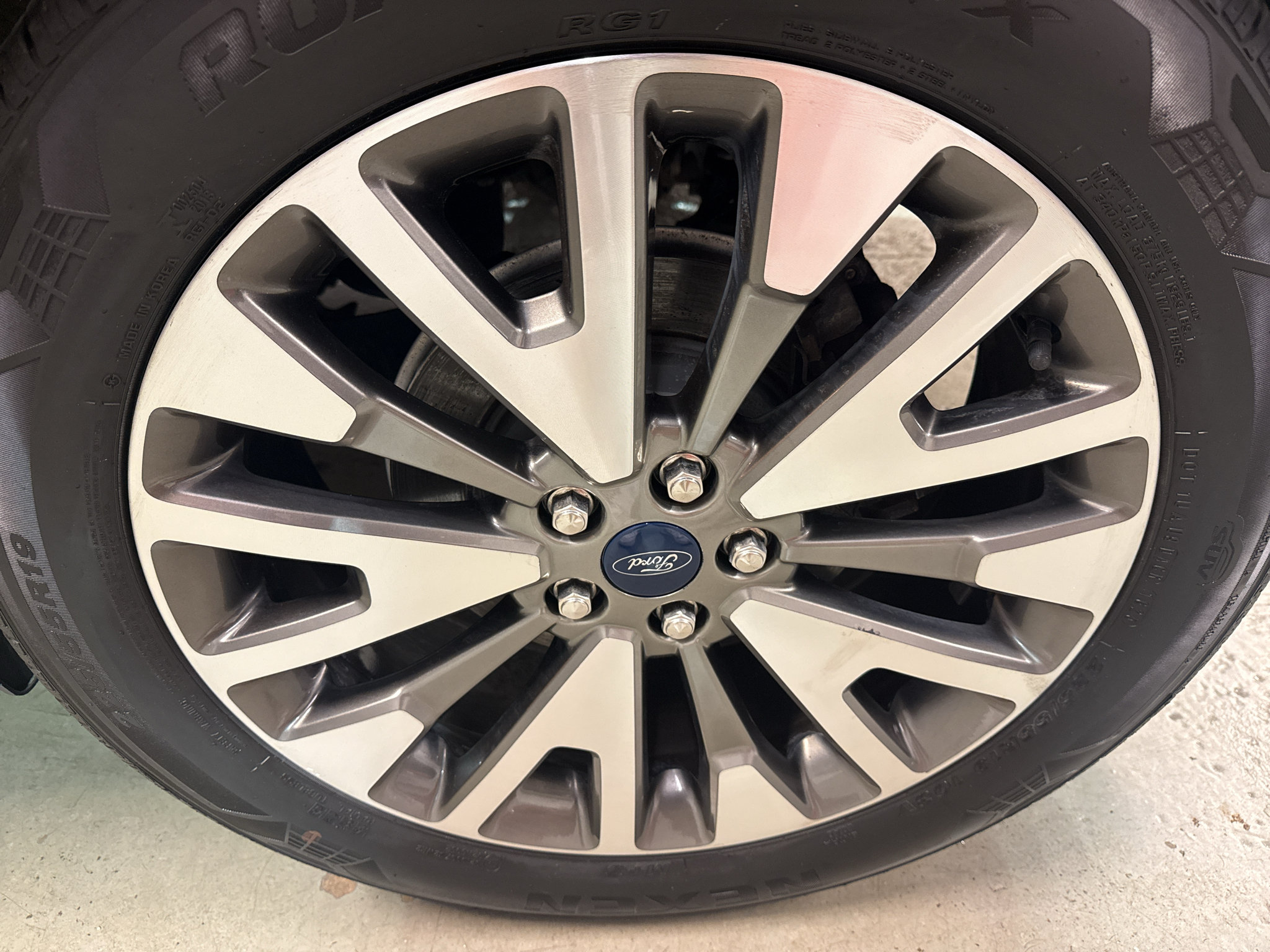 Used 2021 Ford Escape Titanium AWD/4WD image 37
