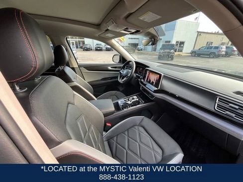 Certified 2024 Volkswagen Atlas Peak Edition SE image 26