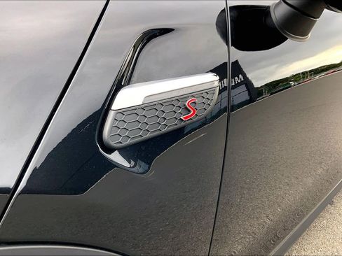 Certified 2024 MINI Cooper S image 33