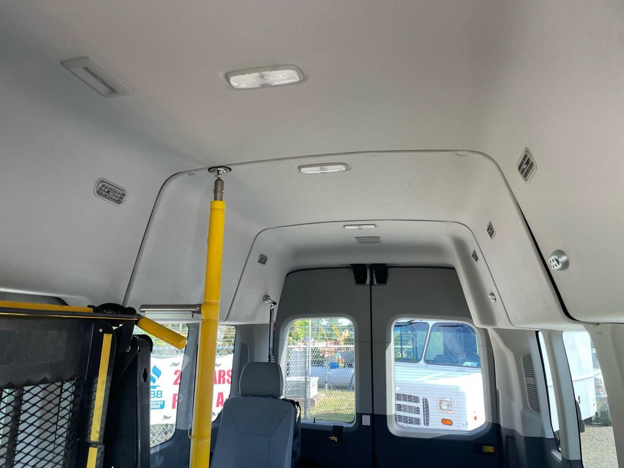 Used 2020 Ford Transit 350 XL RWD image 48