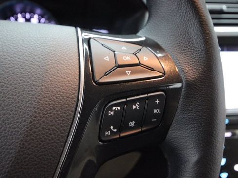 Used 2017 Ford Explorer Limited image 19