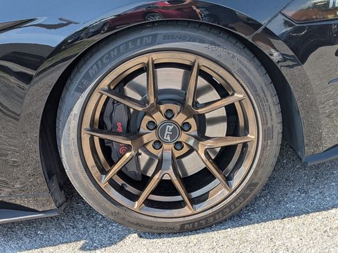 Used 2018 Ford Mustang GT Premium w/ GT Performance Package image 11