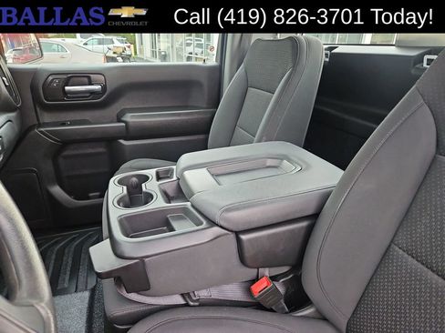 Certified 2025 Chevrolet Silverado 1500 W/T RWD image 21