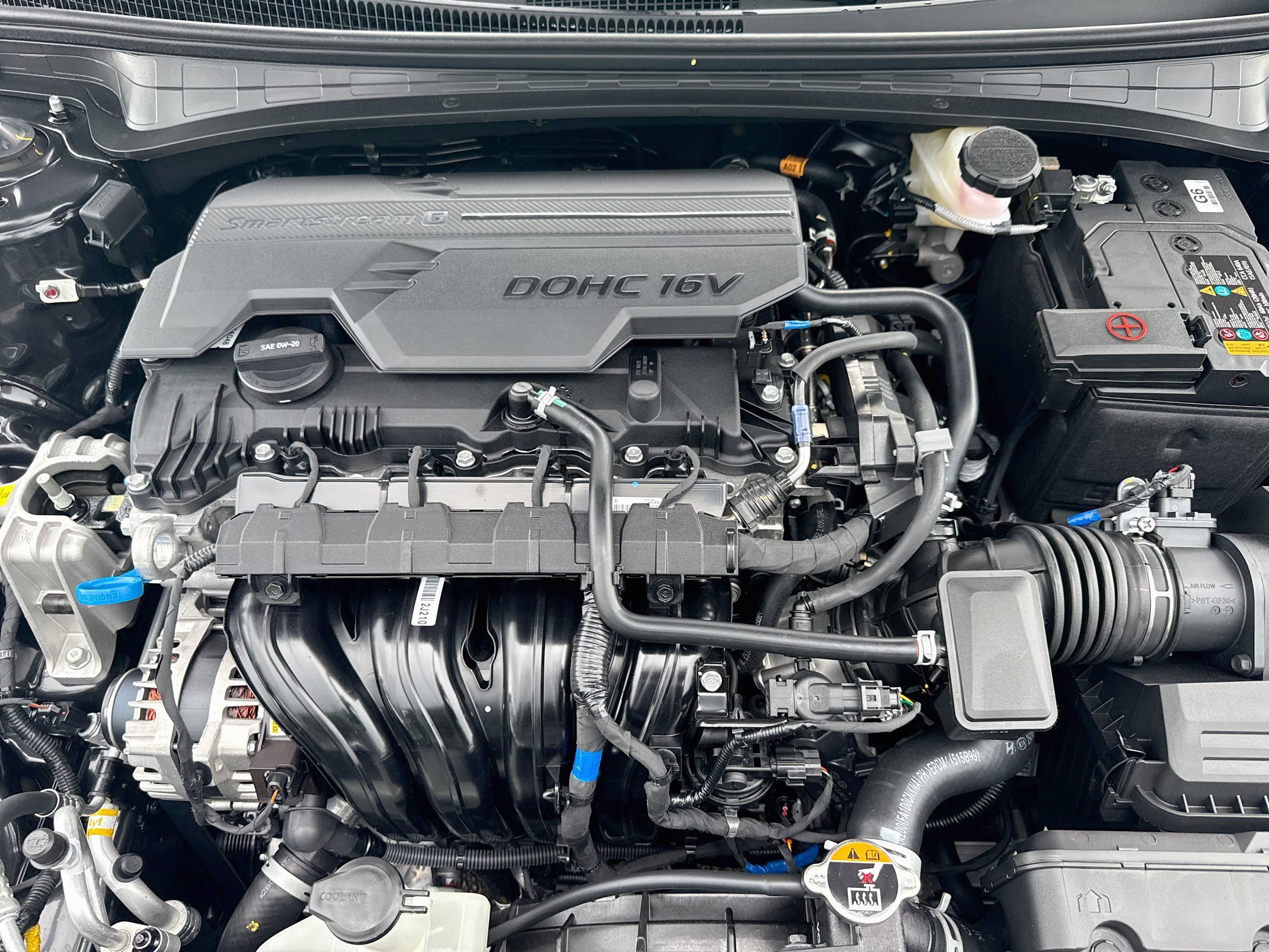 New 2026 Hyundai Elantra Limited FWD image 22