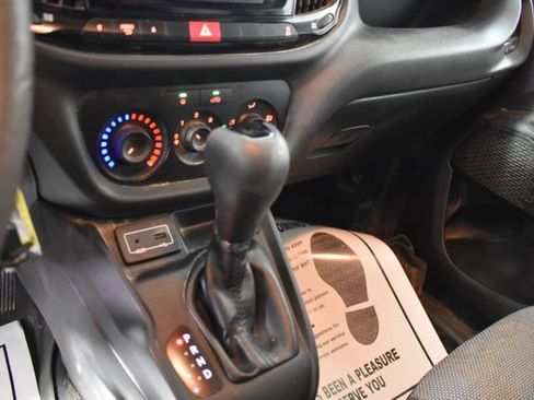 Used 2018 RAM ProMaster City Tradesman image 17