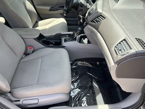 Used 2012 Honda Civic LX image 10