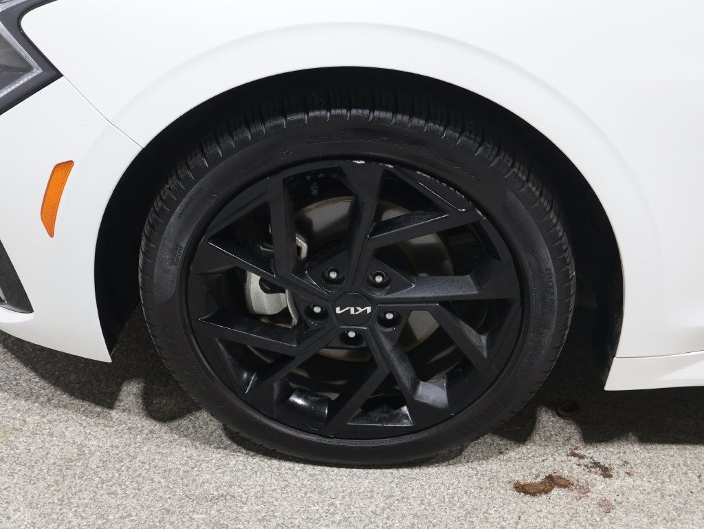 Used 2026 Kia K5 GT-Line w/ GT-Line Premium Package AWD/4WD image 9