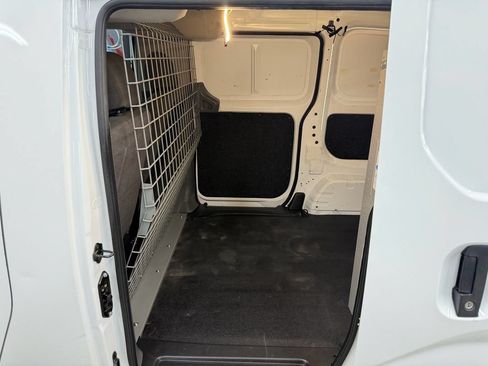 Used 2021 Nissan NV200 S w/ Back Door Glass Package FWD image 12