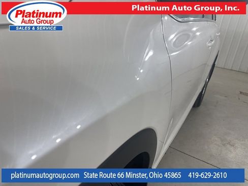 Used 2018 Toyota Highlander Limited image 36