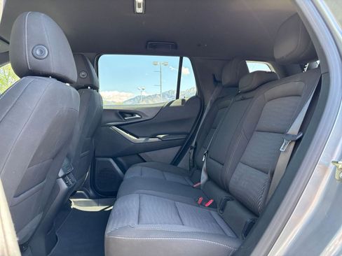 Used 2025 Chevrolet Equinox LT AWD/4WD image 27