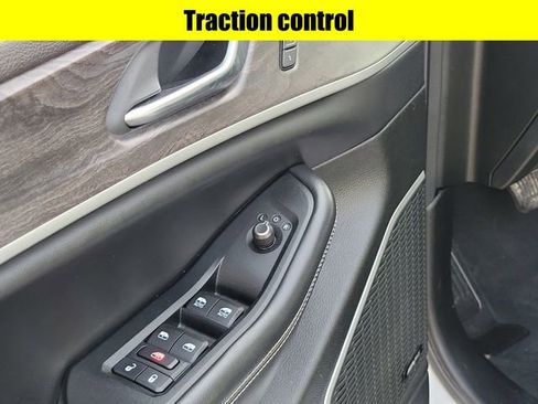 Used 2023 Jeep Grand Cherokee L Limited image 20