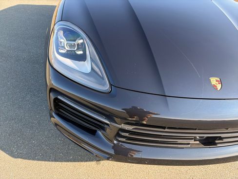 Used 2019 Porsche Cayenne S image 13