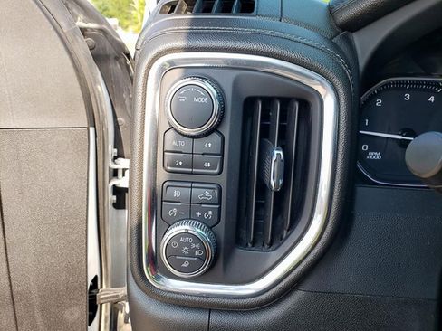 Used 2023 GMC Sierra 2500 SLT w/ SLT Convenience Package image 13