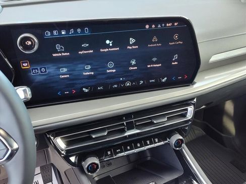 New 2026 Chevrolet Traverse LT w/ LPO, Floor Liner Package image 12