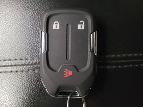 Used 2021 GMC Terrain SLE image 32