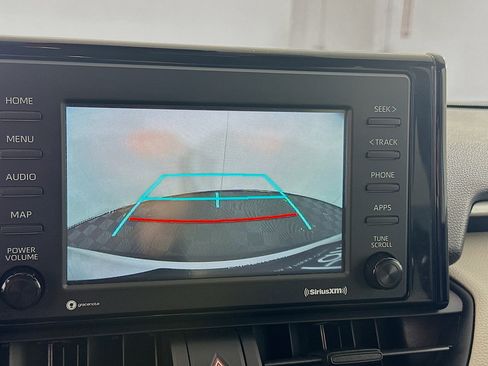 Used 2021 Toyota RAV4 XLE image 23