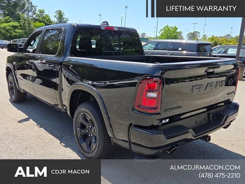 New 2026 RAM 1500 Big Horn AWD/4WD image 11
