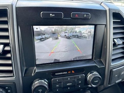 Used 2018 Ford F150 XLT w/ Equipment Group 302A Luxury AWD/4WD image 15