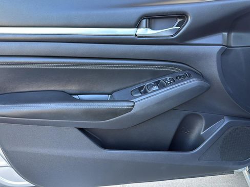 Used 2019 Nissan Altima 2.5 SV image 13