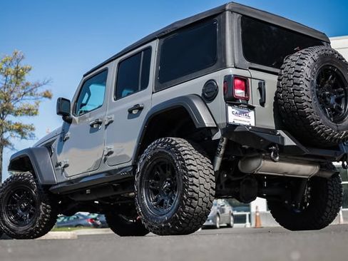 Used 2022 Jeep Wrangler Unlimited Sport AWD/4WD image 2