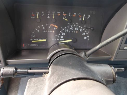 Used 1993 GMC Sierra 1500 2WD Regular Cab image 17