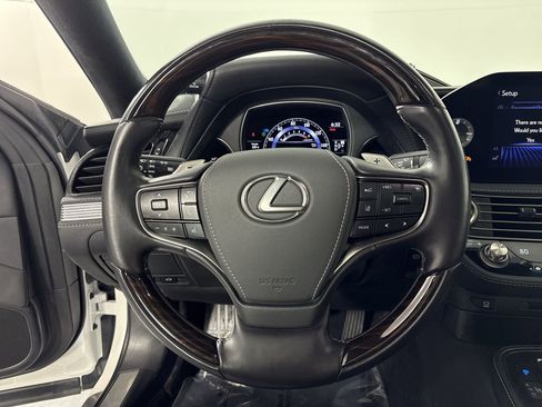 Used 2021 Lexus LS 500 AWD w/ Interior Upgrade Package image 20