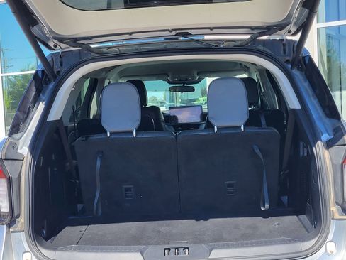 Used 2025 Ford Explorer Active w/ Active Comfort Package RWD image 28