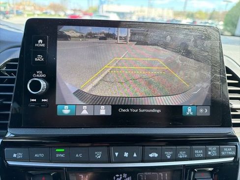 Used 2025 Honda Odyssey Sport-L image 13