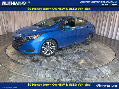 Used 2023 Nissan Versa SV image 1