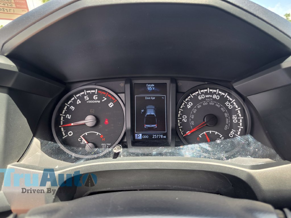 Used 2023 Toyota Tacoma SR AWD/4WD image 10