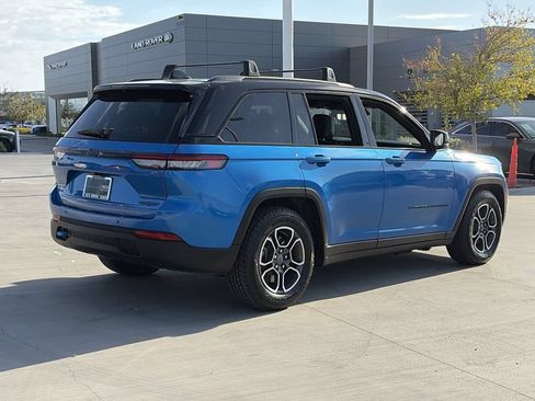 Used 2023 Jeep Grand Cherokee Trailhawk AWD/4WD image 7