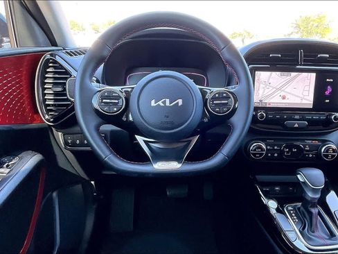 Used 2024 Kia Soul GT-Line FWD image 14
