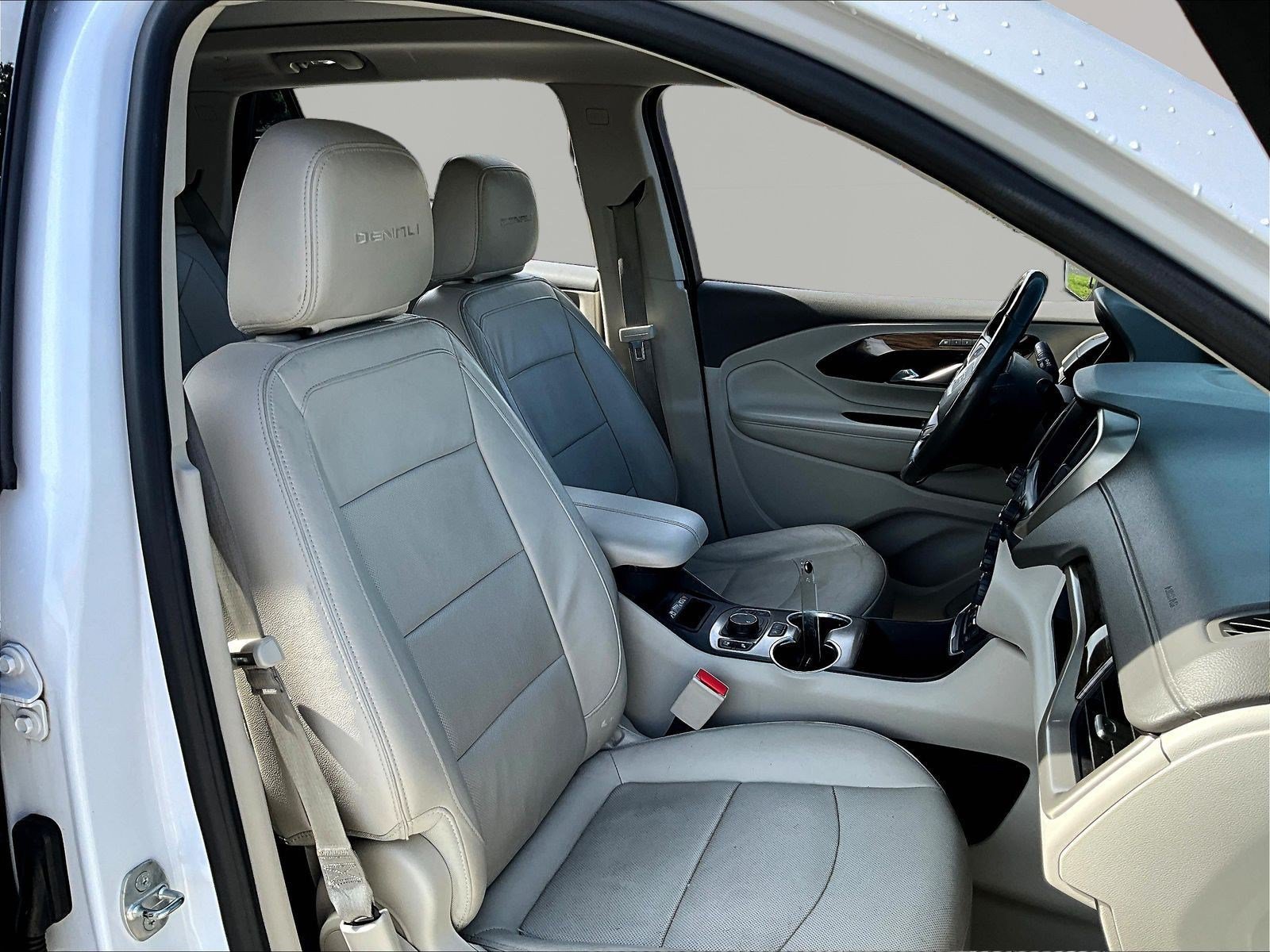 Used 2020 GMC Terrain Denali w/ Denali Premium Package AWD/4WD image 28