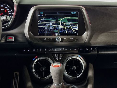 Used 2018 Chevrolet Camaro ZL1 RWD image 19