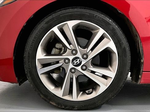 Used 2017 Hyundai Elantra Limited w/ Limited Tech Package 04 image 11