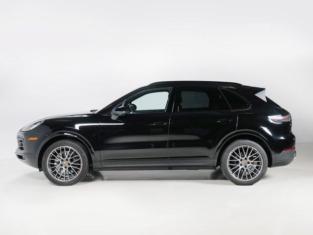 Certified 2023 Porsche Cayenne AWD/4WD image 2