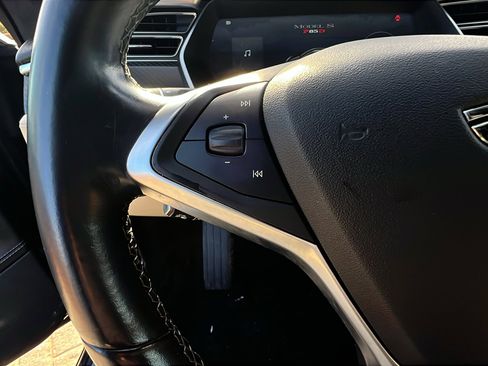 Used 2014 Tesla Model S P85D image 23