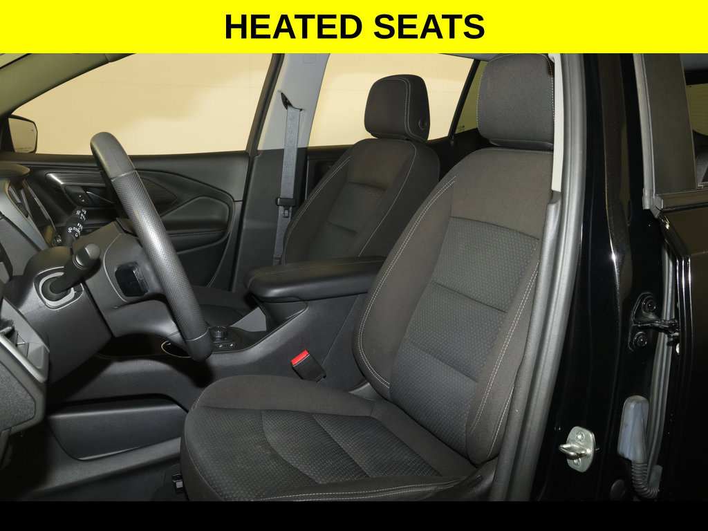 Used 2023 GMC Terrain SLE w/ Driver Convenience Package AWD/4WD image 3