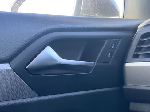 Used 2024 Volkswagen Jetta S image 16