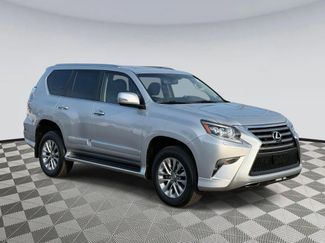 Used 2015 Lexus GX 460 Luxury video 1