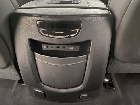 Used 2018 Cadillac Escalade Premium Luxury image 21